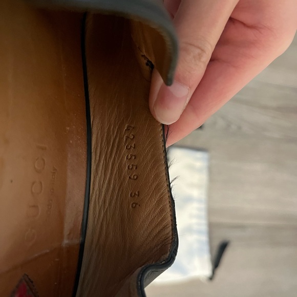 Gucci Leather Mid-heel Loafer (w Pearl Detailing) - Picture 7 of 8